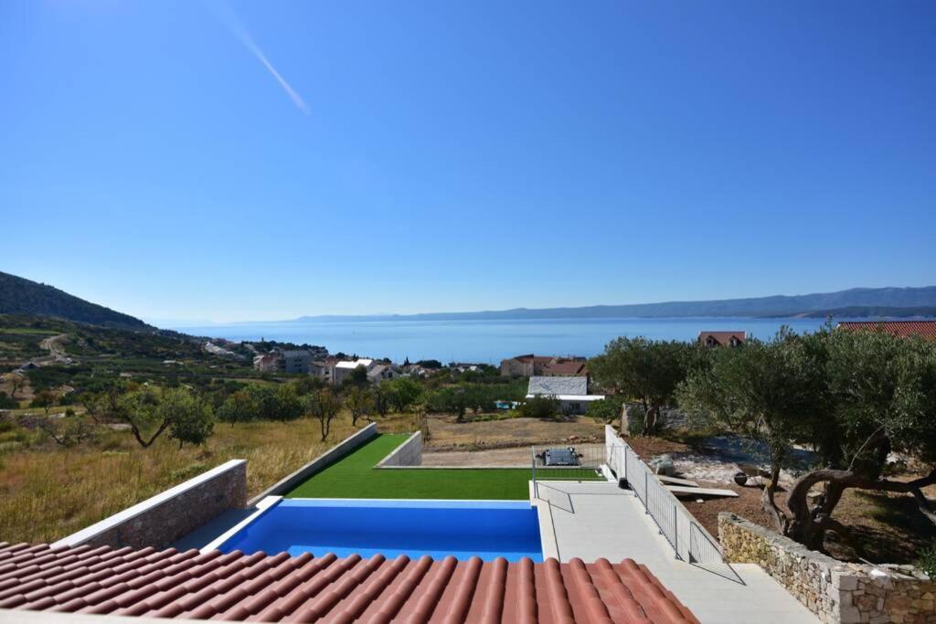 Villa Katarina - Infinity Pool With Amazing View بول المظهر الخارجي الصورة