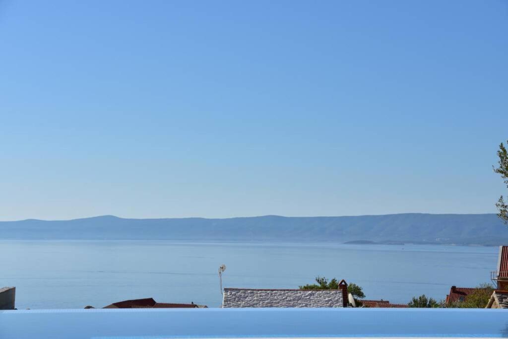 Villa Katarina - Infinity Pool With Amazing View بول المظهر الخارجي الصورة